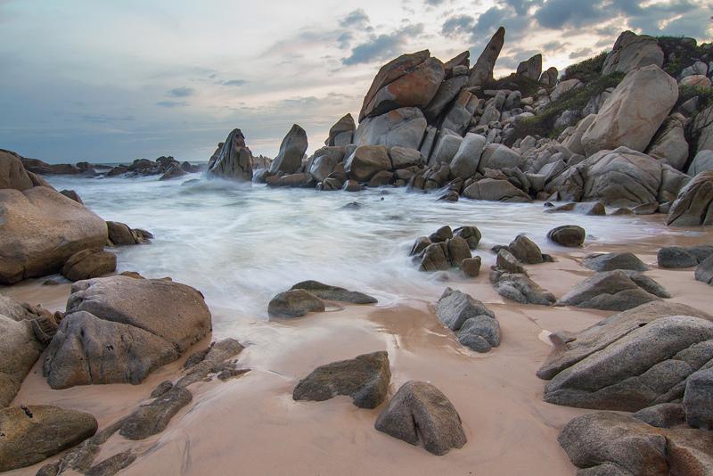 Da Nhay beach (bãi Đá Nhảy)